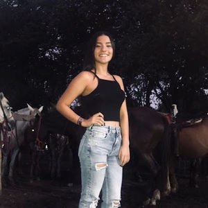 Meet your Posher, Paula andrea garzon